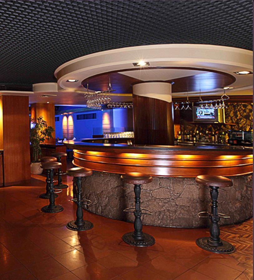 The Royal Orchid Hotel, Chembur होटल