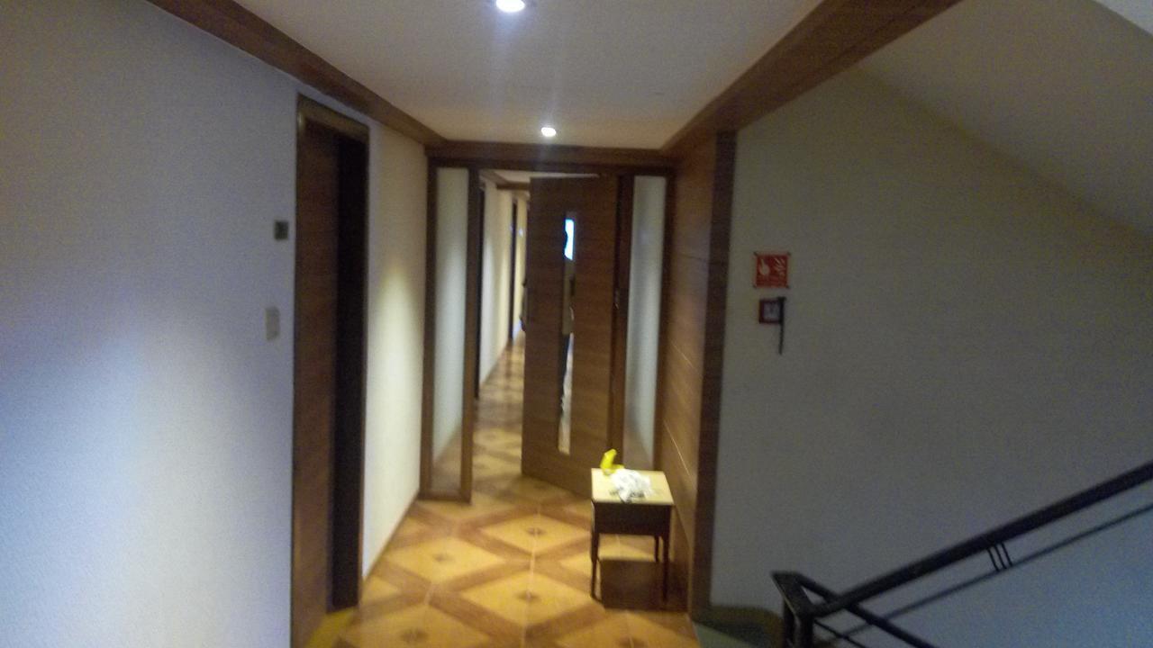 The Royal Orchid Hotel, Chembur होटल