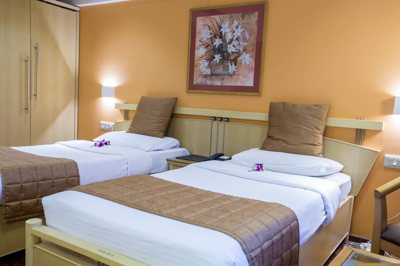 The Royal Orchid Hotel, Chembur होटल Mumbai